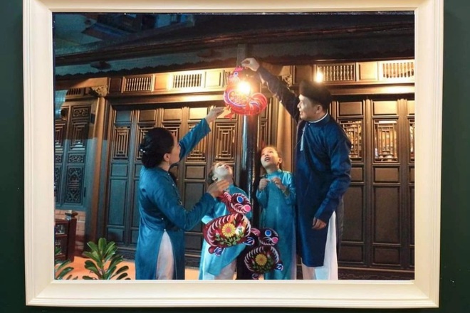 Vietnamese Ao dai introduced at an online exhibition
